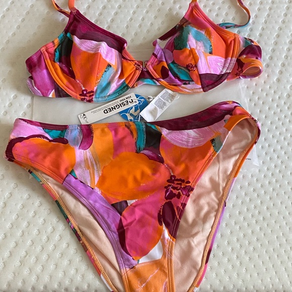 Brand-new Swimsuits with tags - Picture 1 of 2